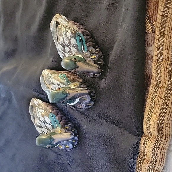 Decorative Bird Figurines - Green and Gray - Picture 2 of 12